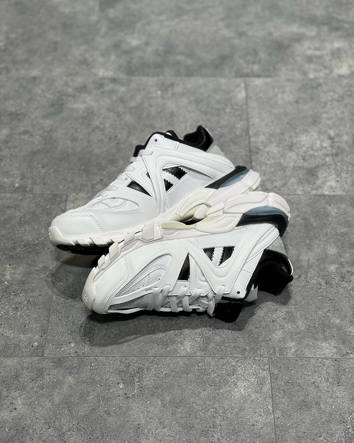 BLCG Sneakers