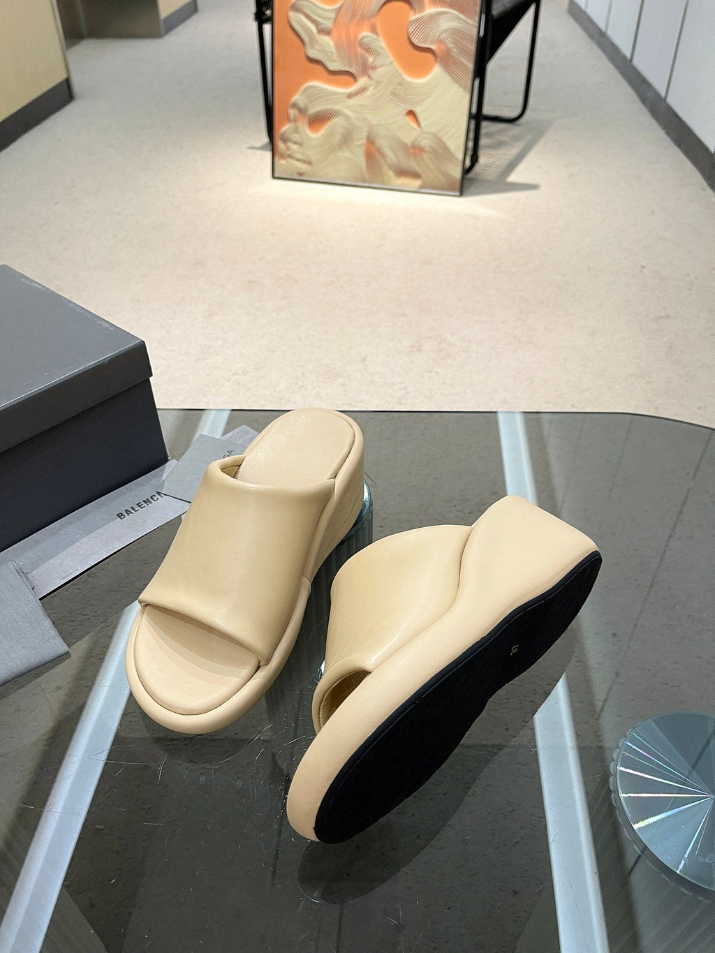 WEDGE SANDALS IN BEIGE SOFT LAMBSKIN