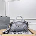 NEO CAGOLE 26 IN GREY LAMBSKIN