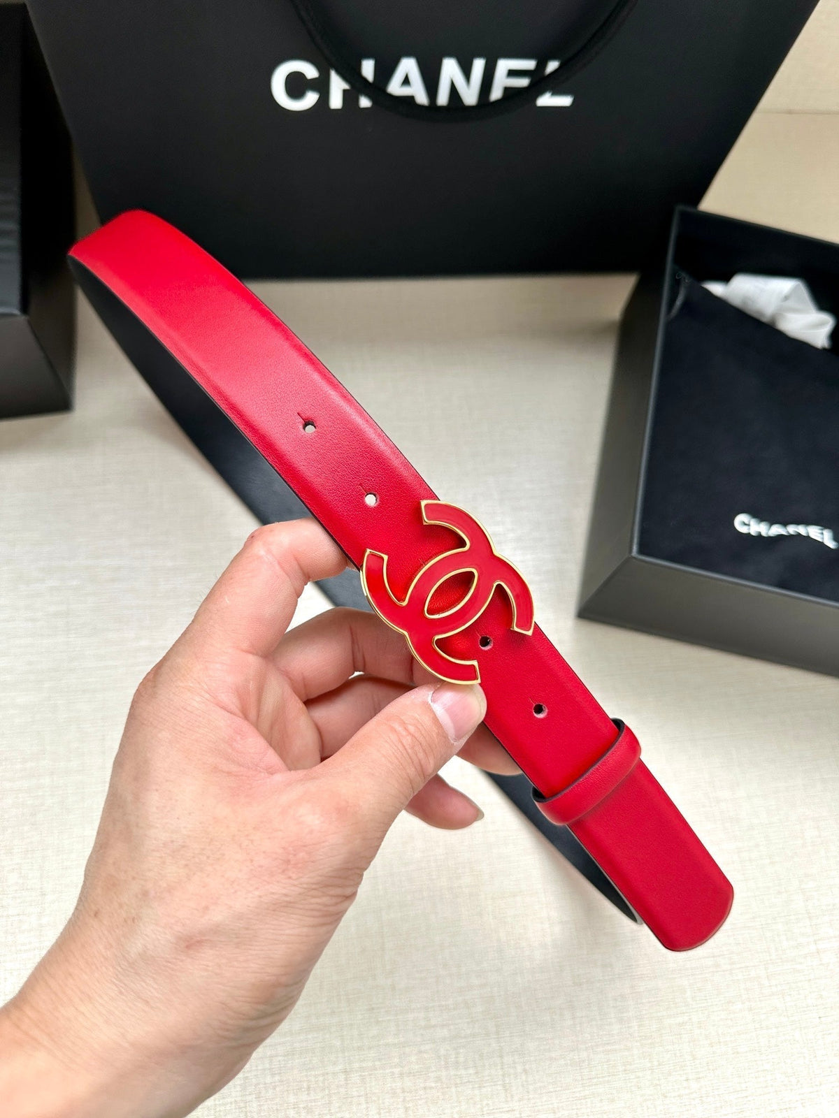CC 30MM BELT IN CHERRY RED SMOOTH CALFSKIN METAL HARDWARE