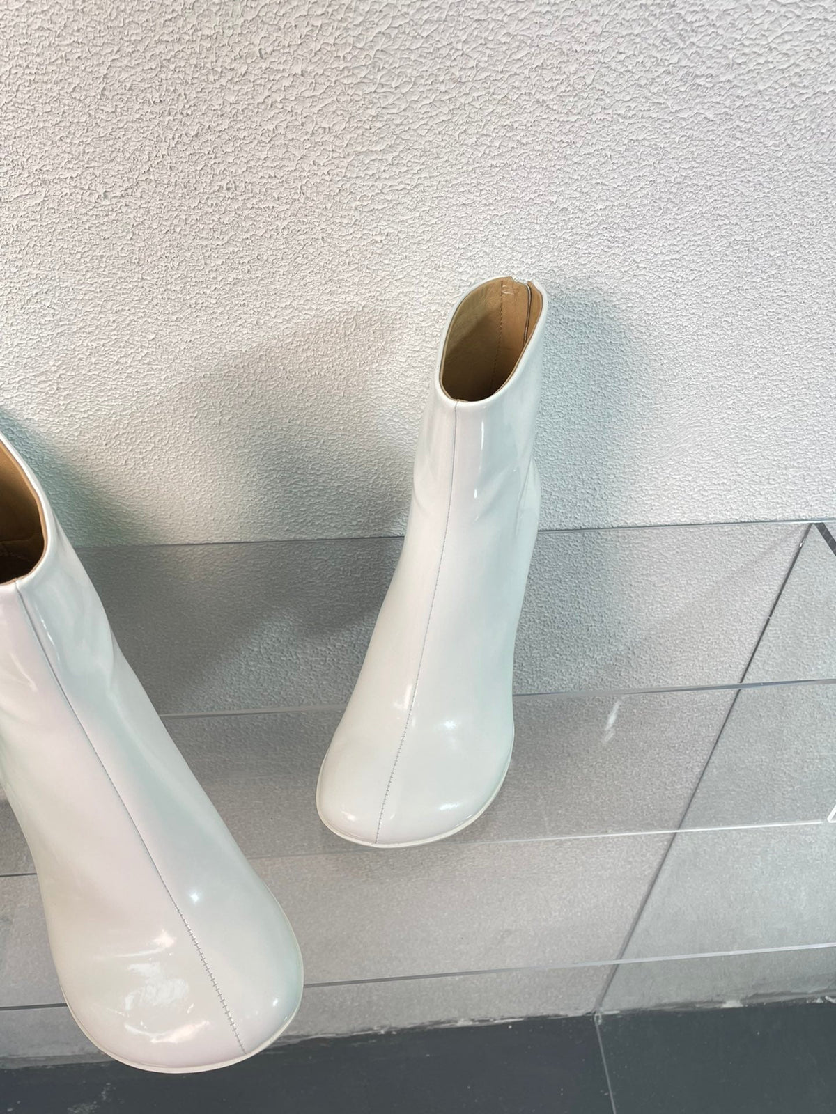 ATOMIC ANKLE BOOT IN WHITE CALFSKIN 75 MM