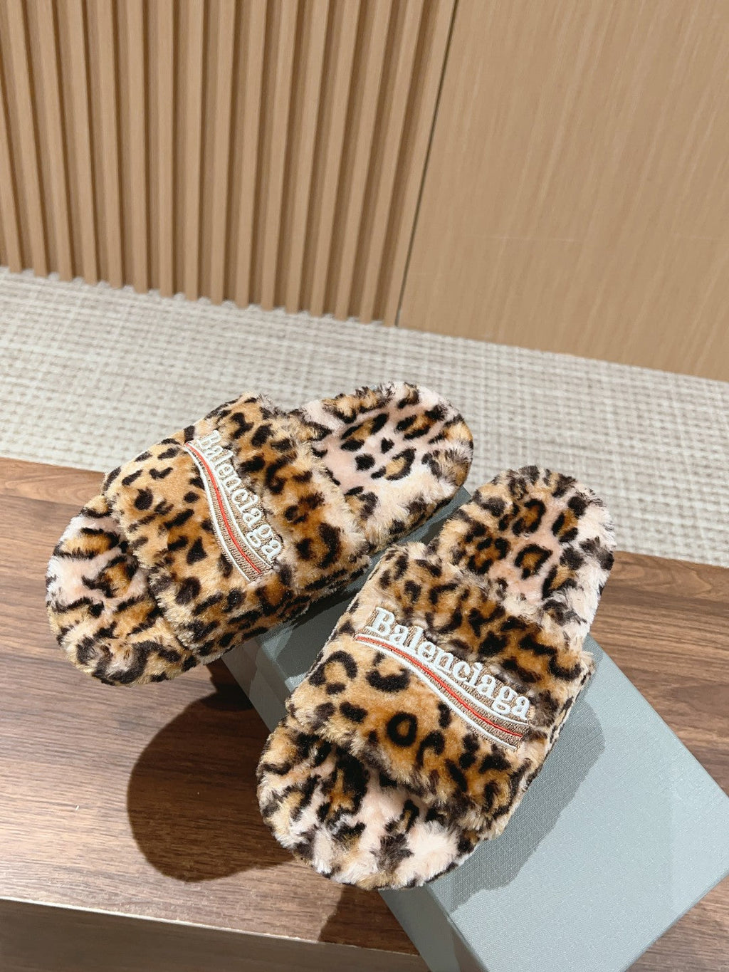 FURRY SLIDES IN LEOPARD PRINT RABBIT FUR