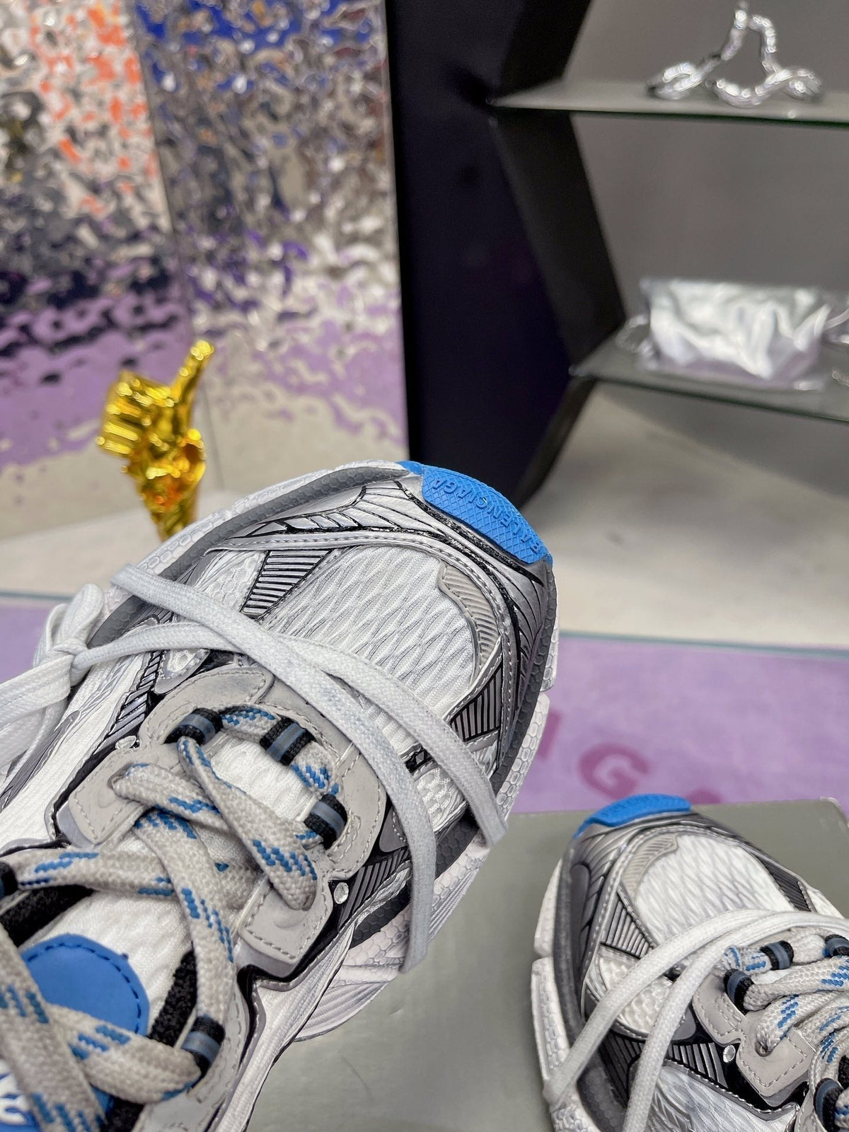 3XL SNEAKER IN WHITE GRAY BLUE MESH AND POLYURETHANE