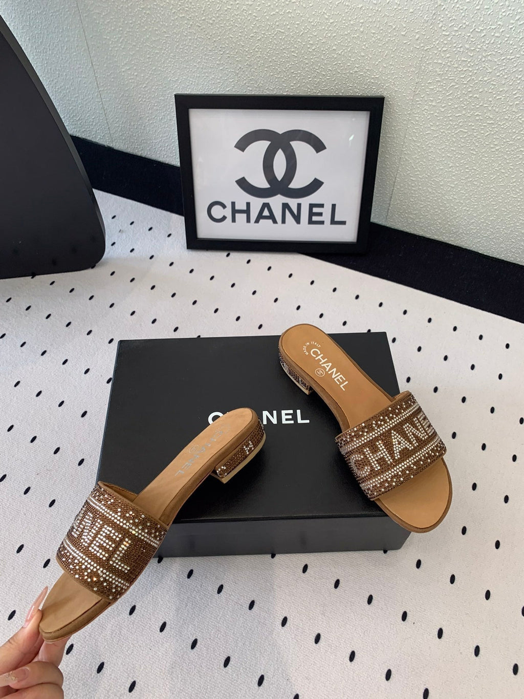 CC RHINESTONE LETTER SLIPPERS CINNAMON BROWN LAMBSKIN