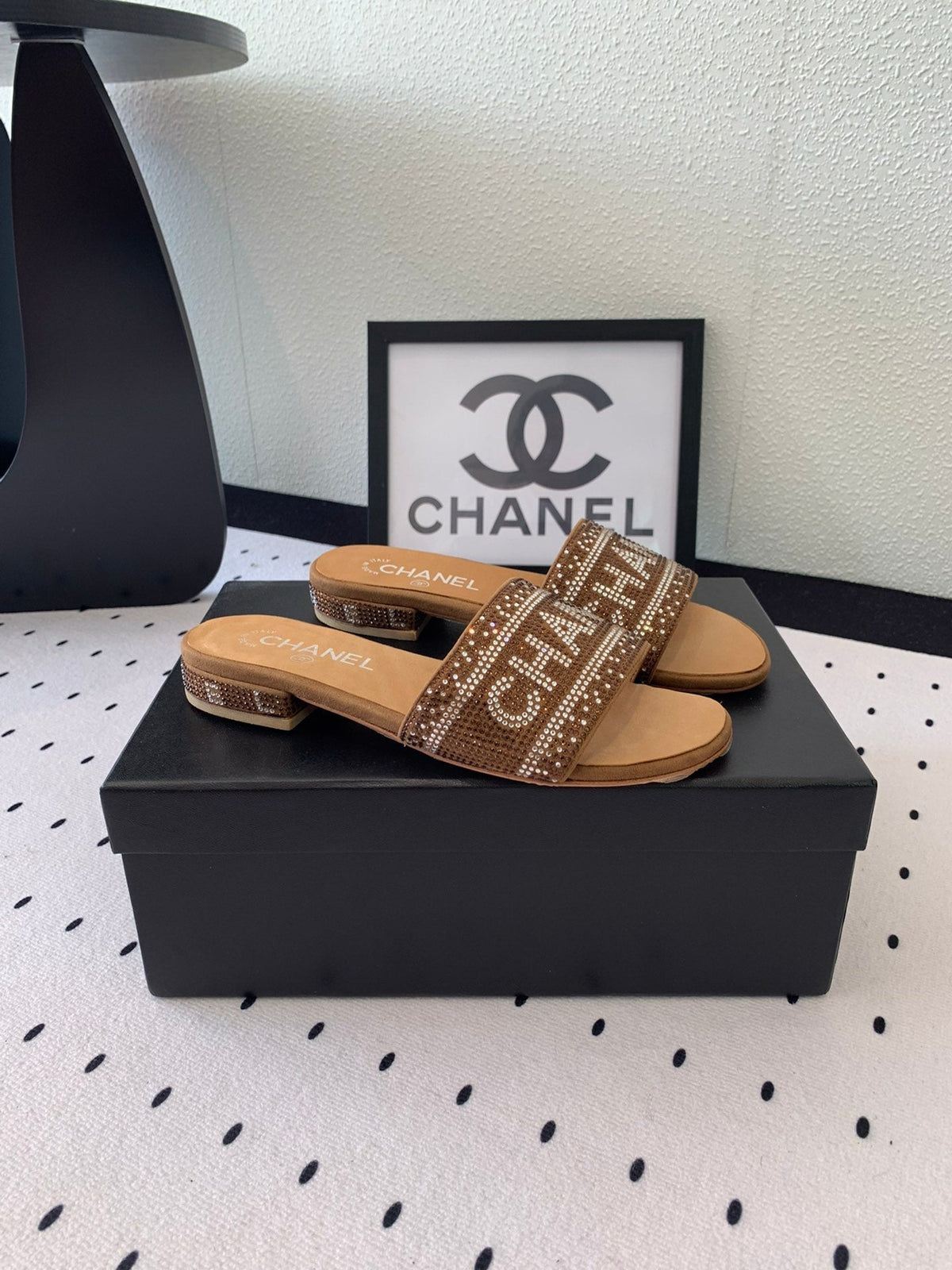 CC RHINESTONE LETTER SLIPPERS CINNAMON BROWN LAMBSKIN