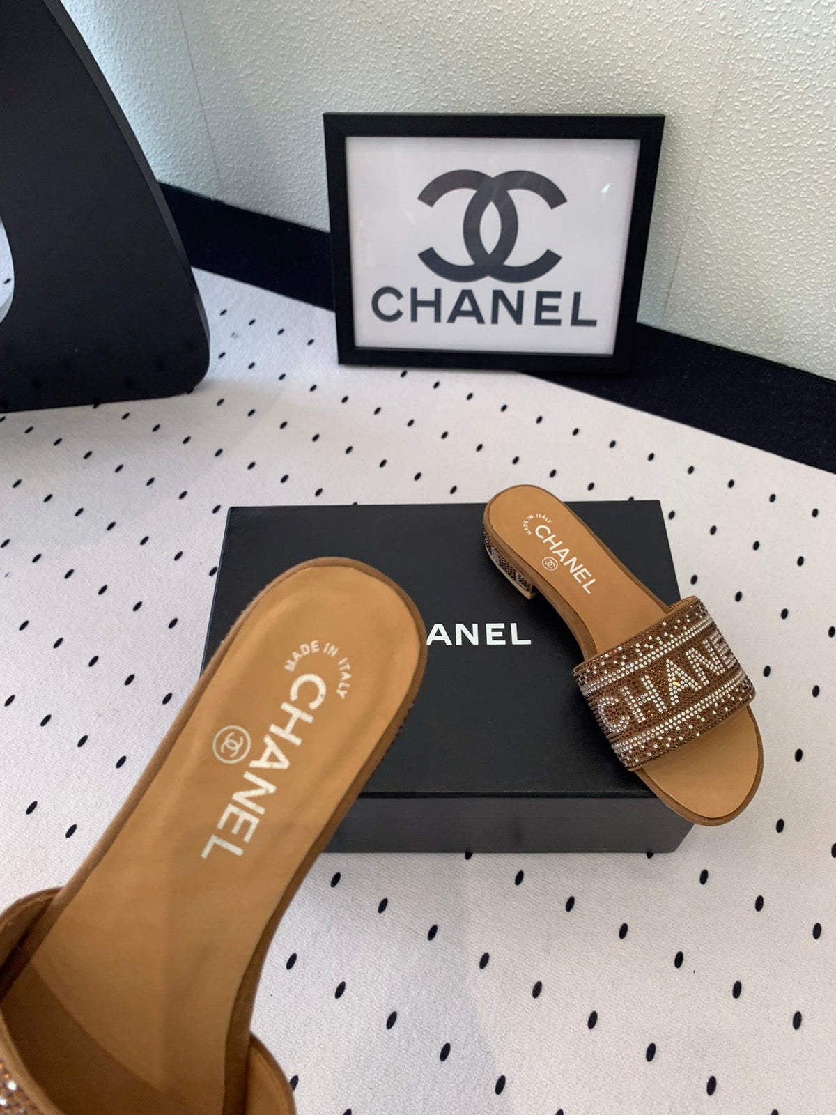 CC RHINESTONE LETTER SLIPPERS CINNAMON BROWN LAMBSKIN