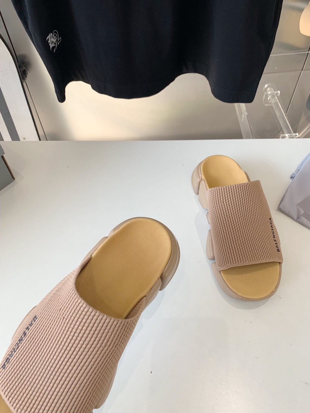 SPEED 2.0 SLIDE SANDAL IN BEIGE RECYCLED KNIT