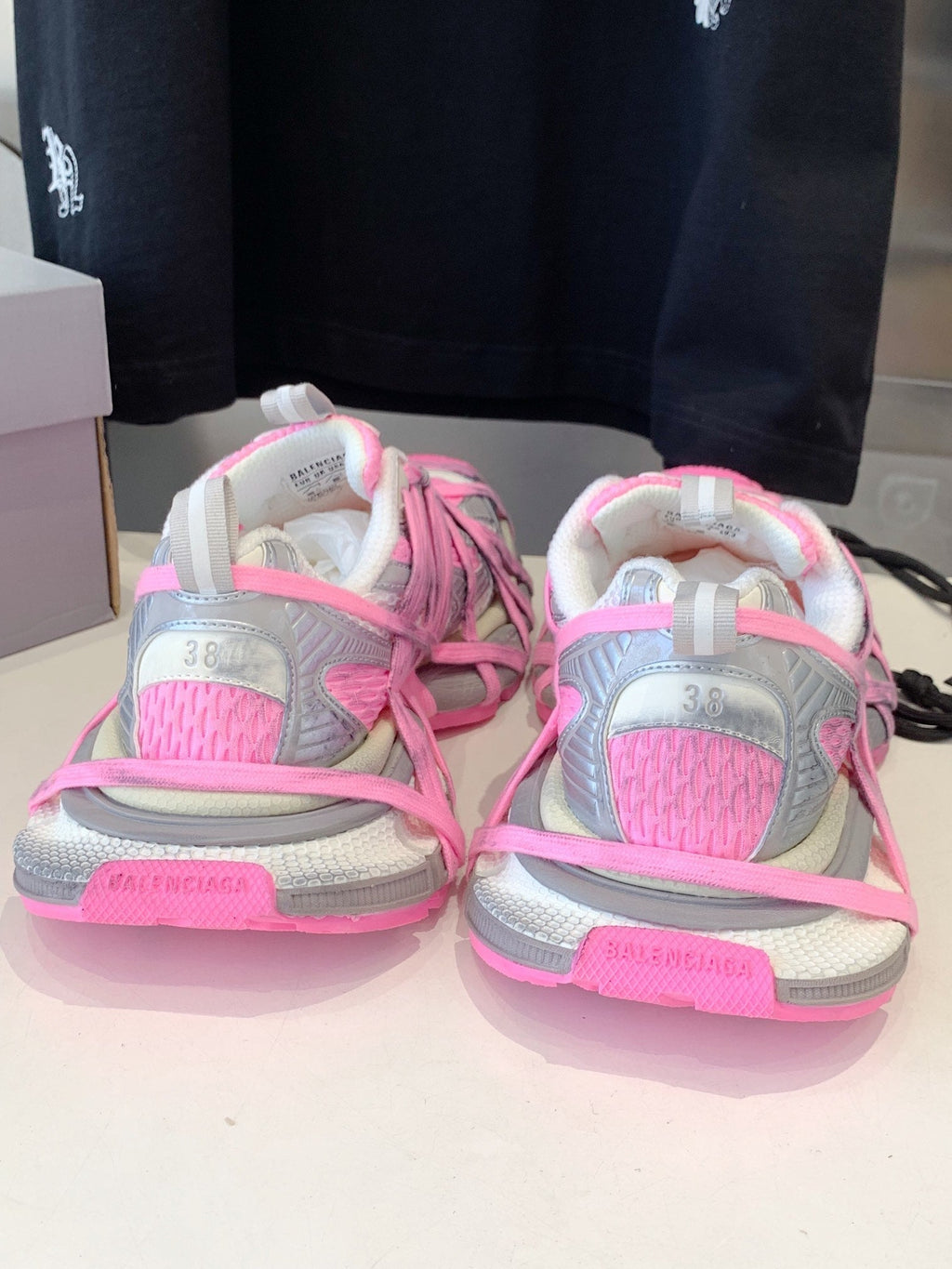 3XL EXTREME LACE SNEAKER SILVER AND PINK