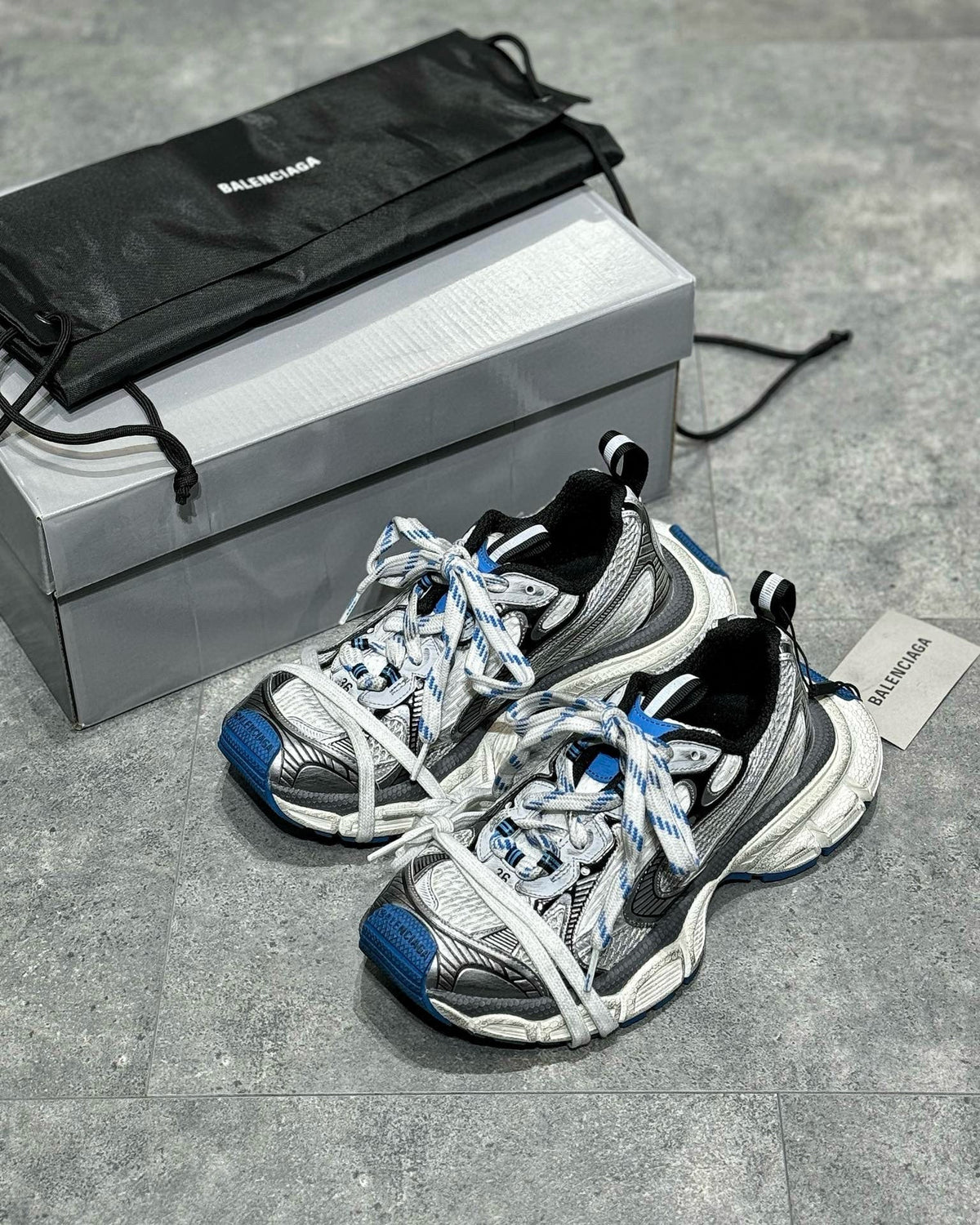 BLCG Sneakers