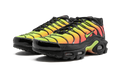 AIR MAX PLUS TN SE MNS WMNS "Black Volt Solar Red" AQ9979 001