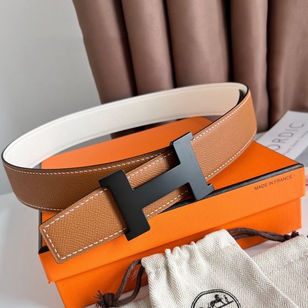 HERM Constance Reversible Belt 38MM in Epsom Leather with Black Buckle