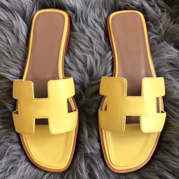 HERM Oran Sandals In Yellow Swift Leather
