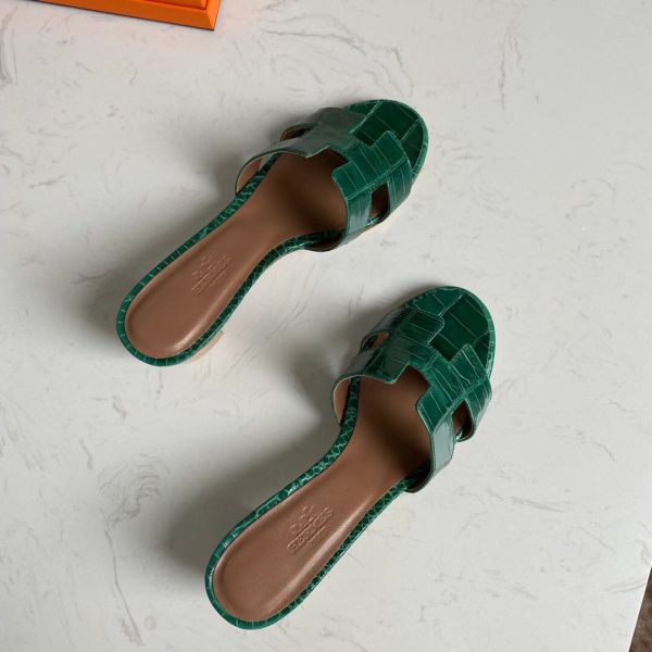 HERM Oasis Sandals In Green Shiny Niloticus Crocodile