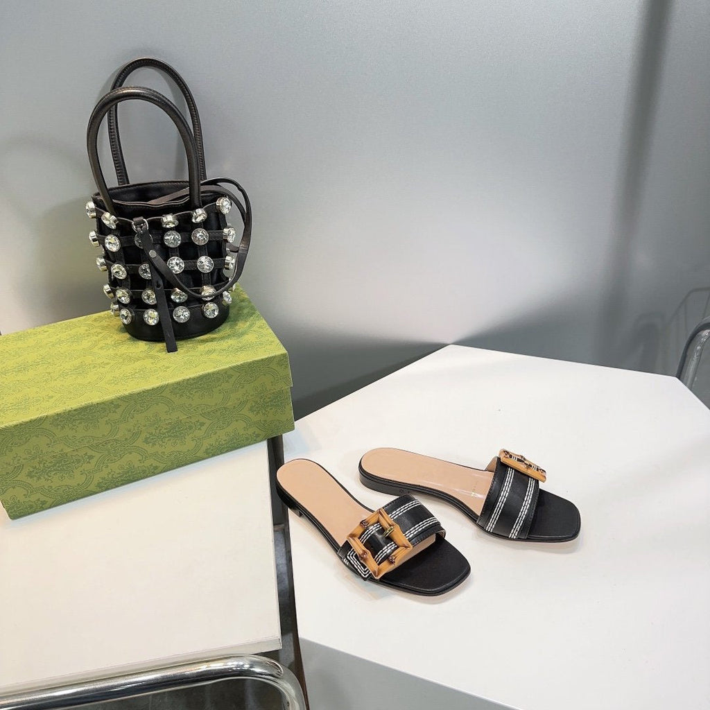 GG BAMBOO BUCKLE FLAT SANDALS BLACK