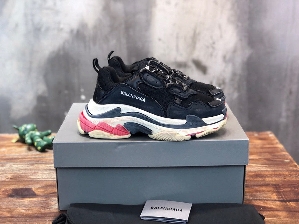 BLCG Sneakers