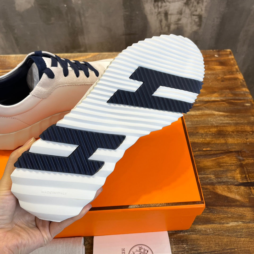 HERM Sneakers