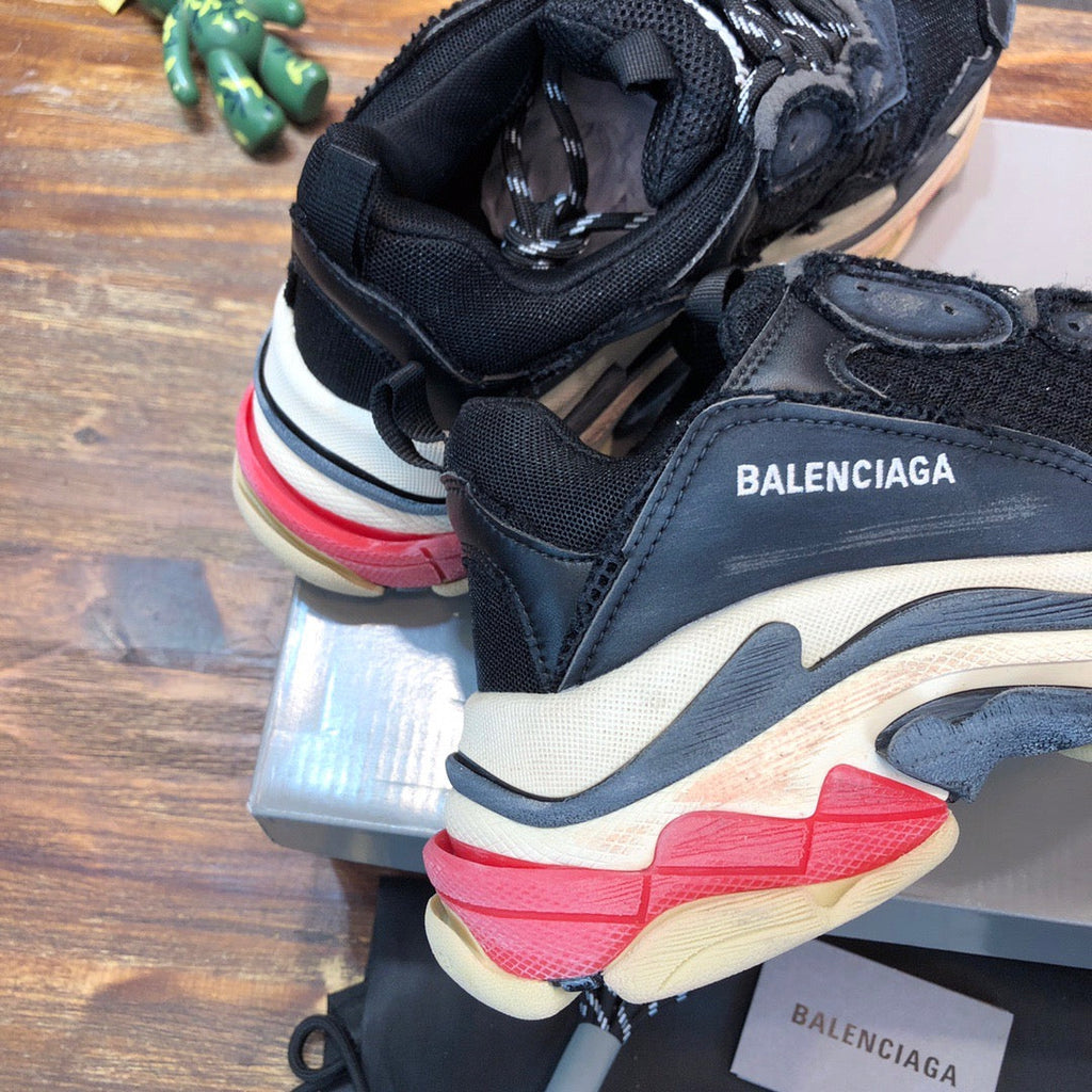 BLCG Sneakers