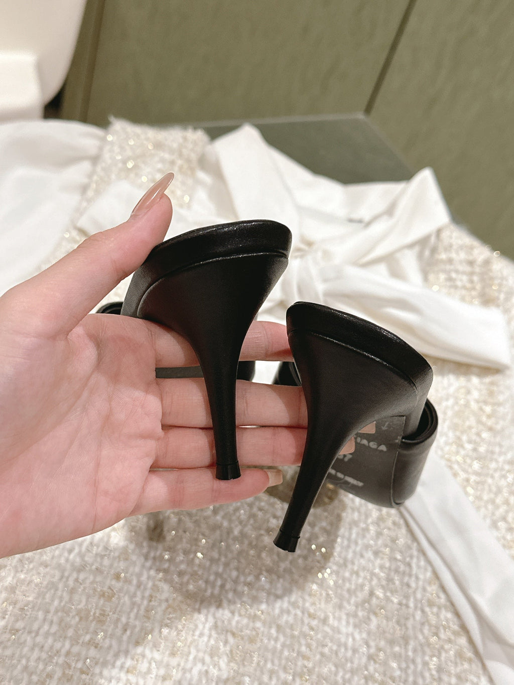 POINTED BB BLACK BUCKLE HIGH MULES IN BLACK SMOOTH LAMBSKIN