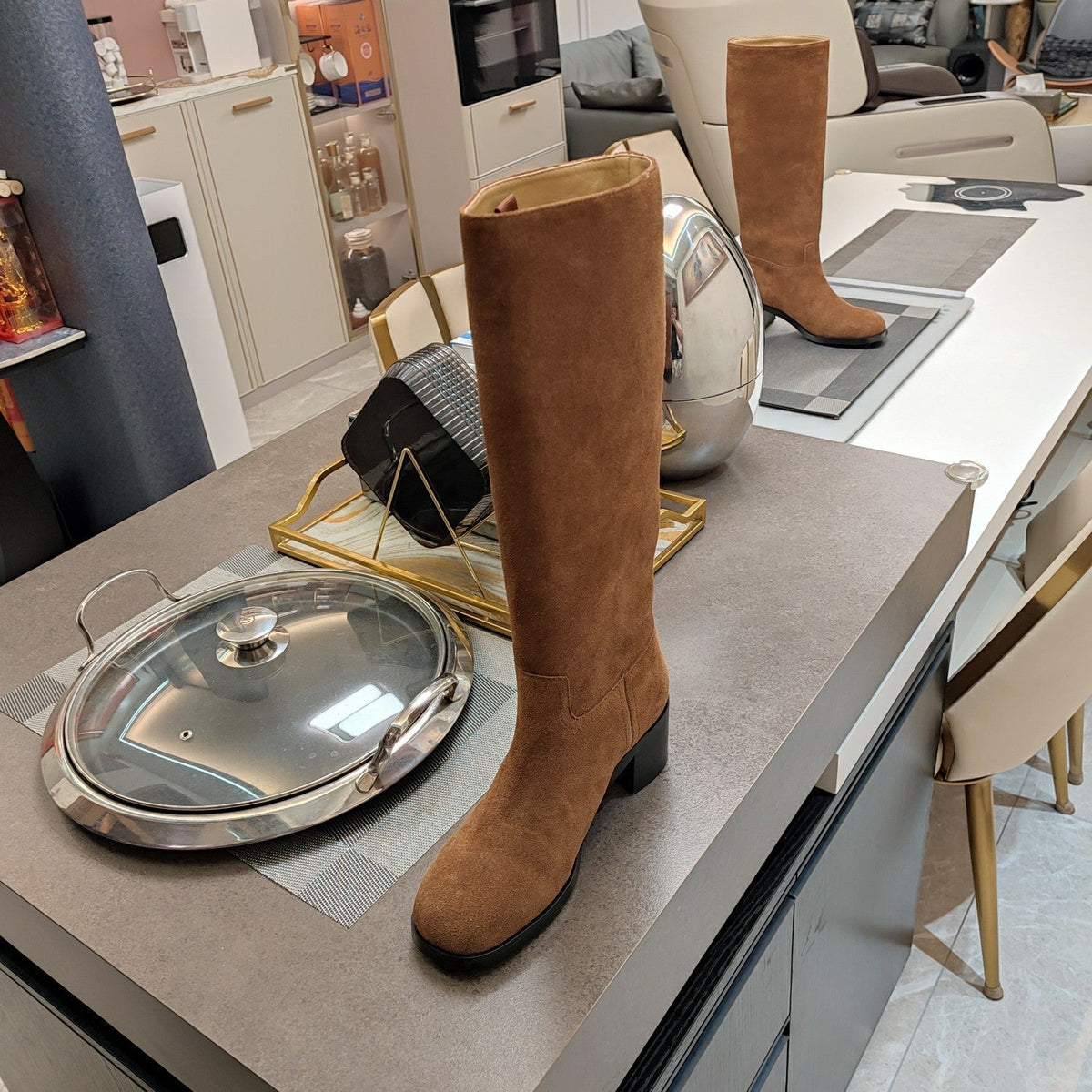 KNEE BOOTS WITH TRIANGLE LOGO IN CAMEL SUEDE