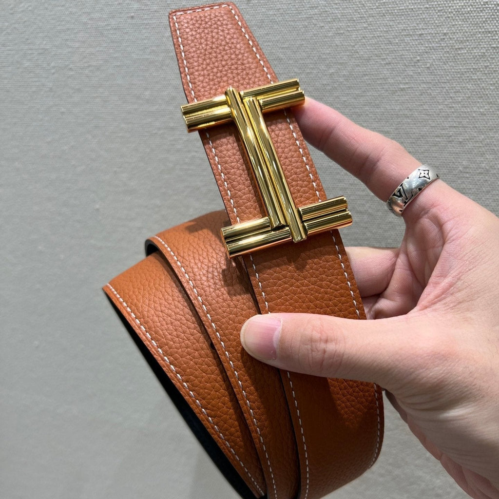 HM TRAVERSE BELT BUCKLE & REVERSIBLE BRONZE BROWN LEATHER STRAP 38 MM GOLD HARDWARE
