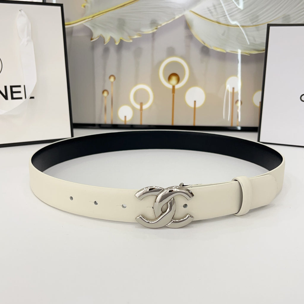 DOUBLE C BELT 30MM IN WHITE CALFSKIN WITH SHINY SILVER BUCKLE