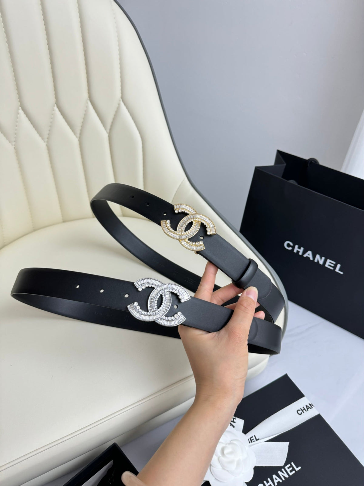 CC BELT 30MM IN BLACK SMOOTH CALFSKIN GOLD HARDWARE ATTACH RHINSTONE