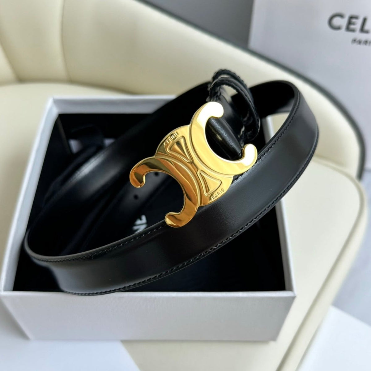 MEDIUM TRIOMPHE BELT 25MM BLACK LEATHER GOLD HARDWARE