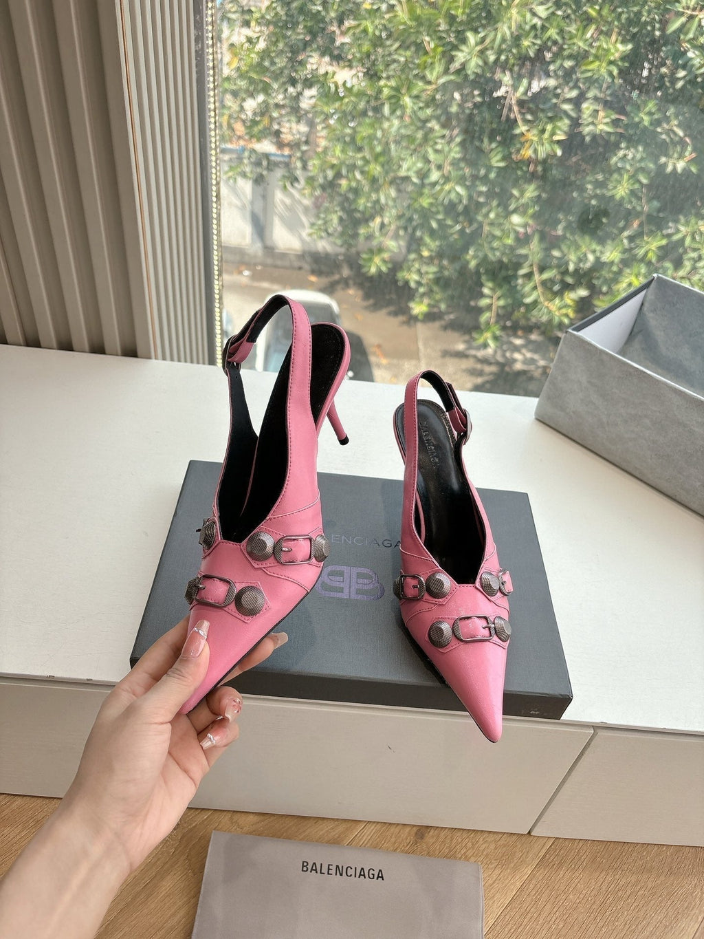 CAGOLE HIGH SLINGBACK IN BUBBLEGUM PINK GLOSSY CALFSKIN