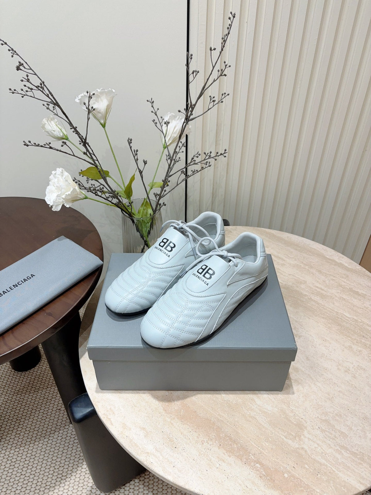 SOCCER SNEAKER IN WHITE QUILTED LAMBSKIN