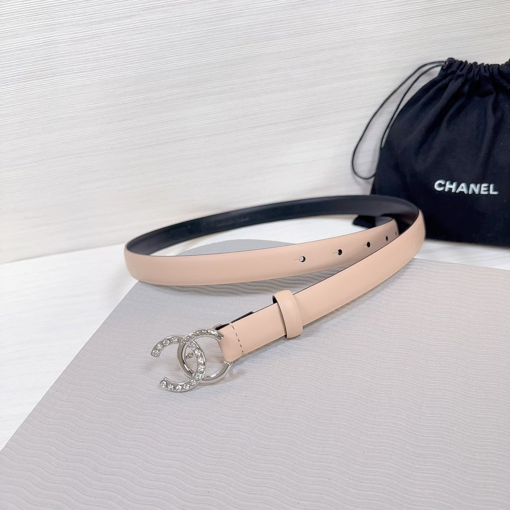 CC BELT 20 MM IN DESERT SAND SMOOTH CALFSKIN SILVER HARDWARE ATTACH RHINSTONE