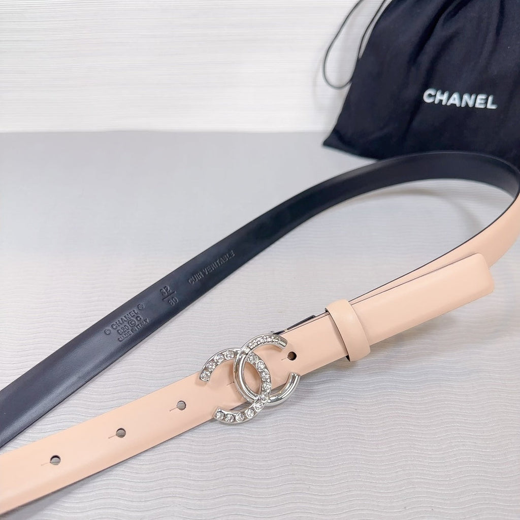 CC BELT 20 MM IN DESERT SAND SMOOTH CALFSKIN SILVER HARDWARE ATTACH RHINSTONE