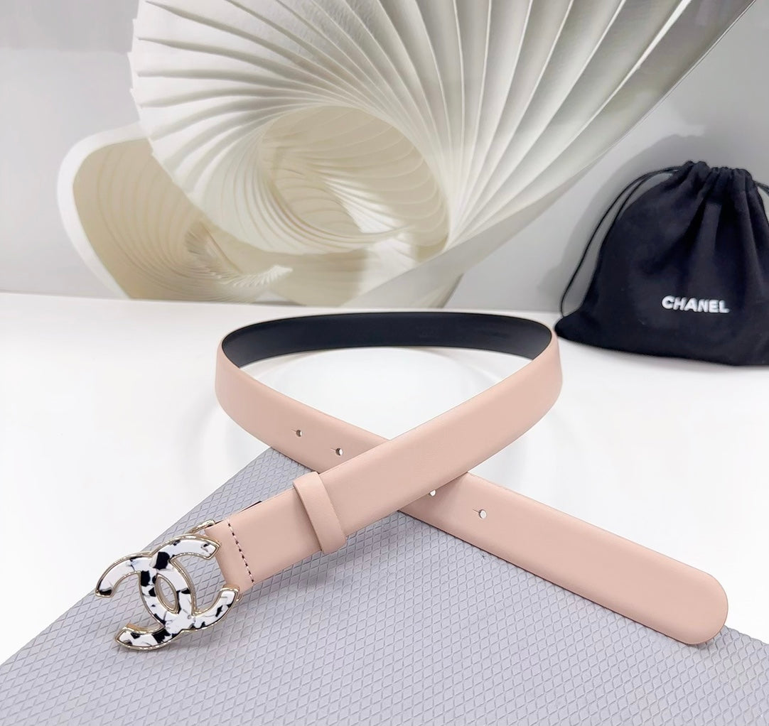 CC 30MM BELT IN BABY PINK SHINNY CALFSKIN WHITE LOGO
