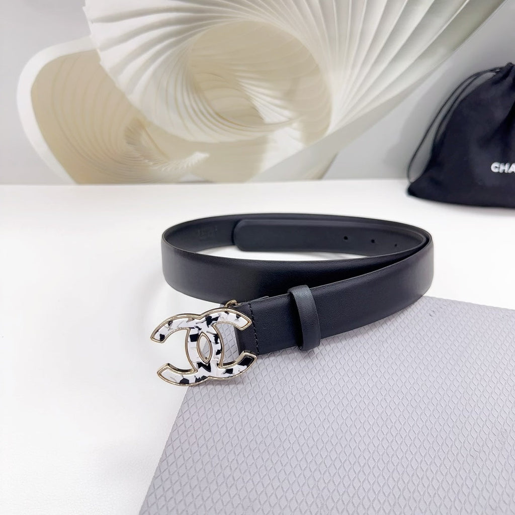 CC 30MM BELT IN BLACK SHINNY CALFSKIN WHITE LOGO