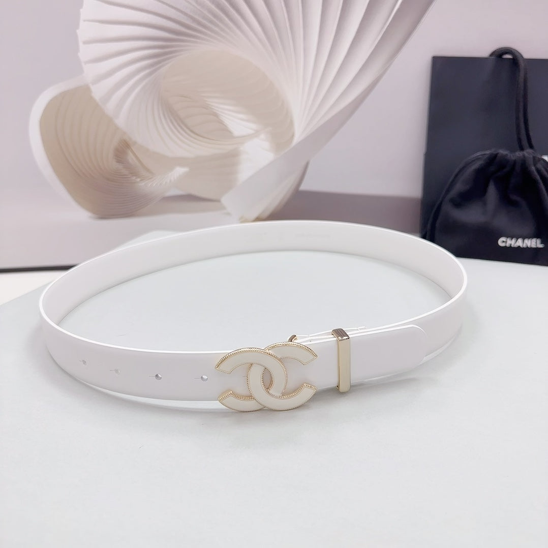 CC 30MM BELT IN WHITE SMOOTH CALFSKIN METAL HARDWARE