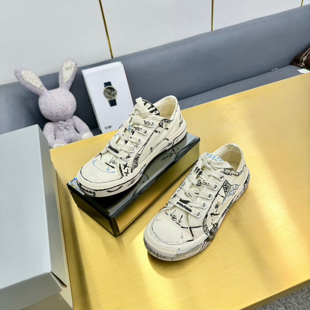 SKETCH SNEAKERS IN BEIGE CANVAS