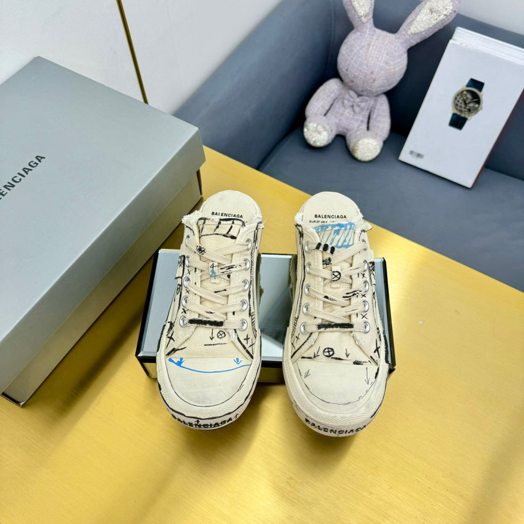 SKETCH SNEAKER MULES IN BEIGE CANVAS