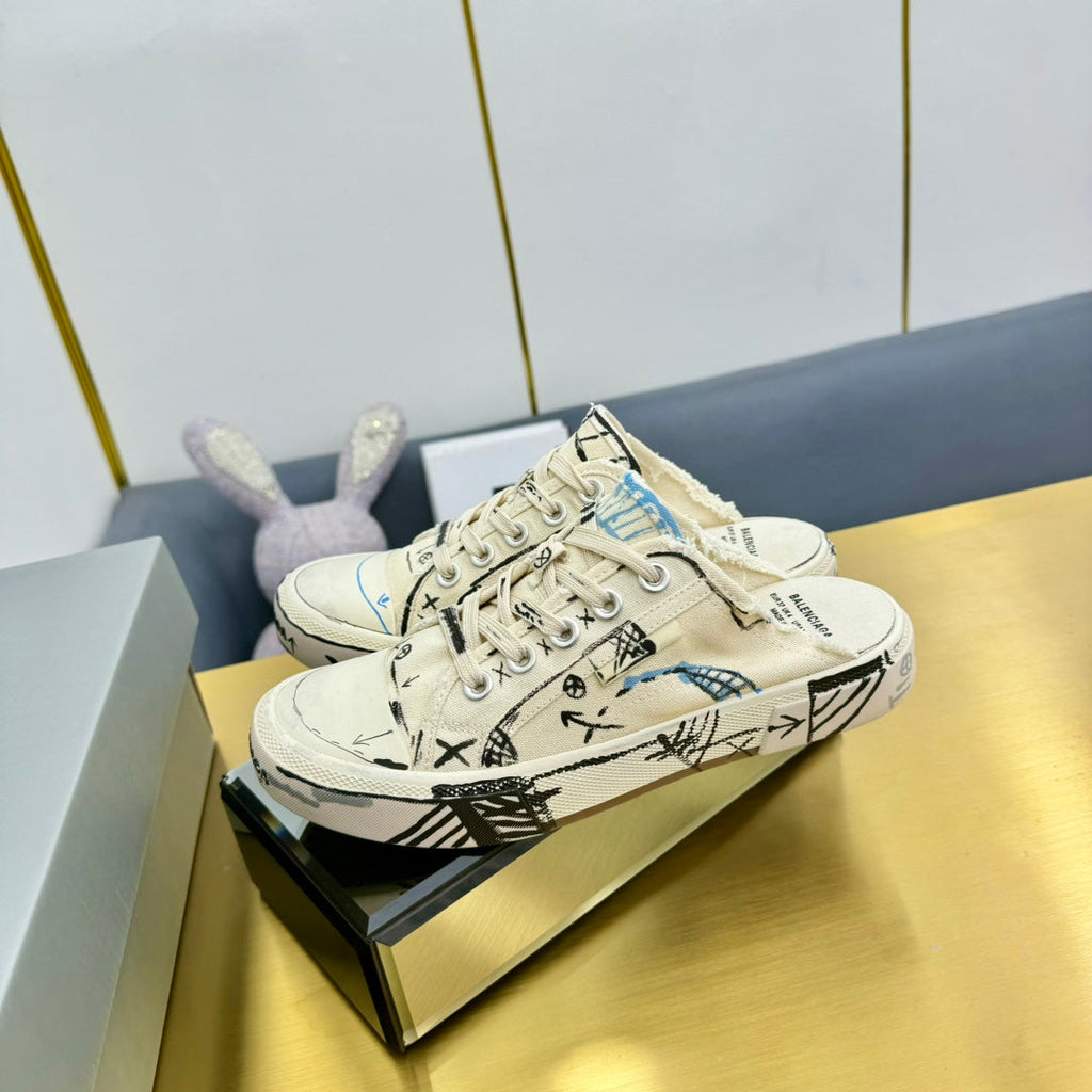 SKETCH SNEAKER MULES IN BEIGE CANVAS