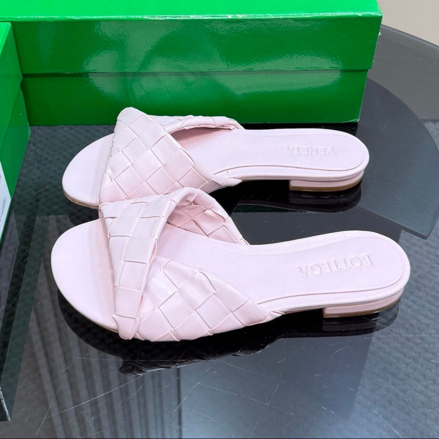 BLINK FLAT MULE IN LIGHT PINK INTRECCIATO LEATHER